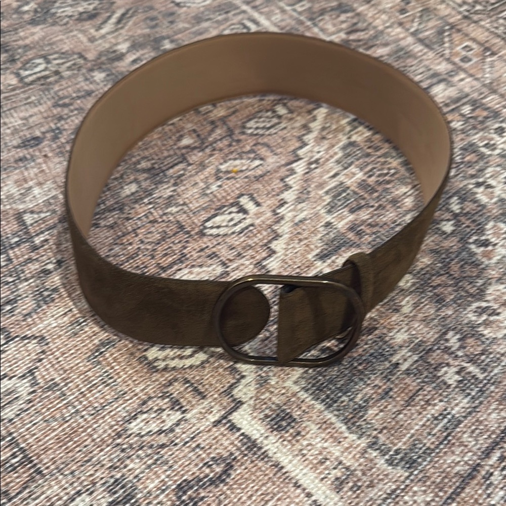 Banana Republic olive green/brownish waist Belt with oval Buckle